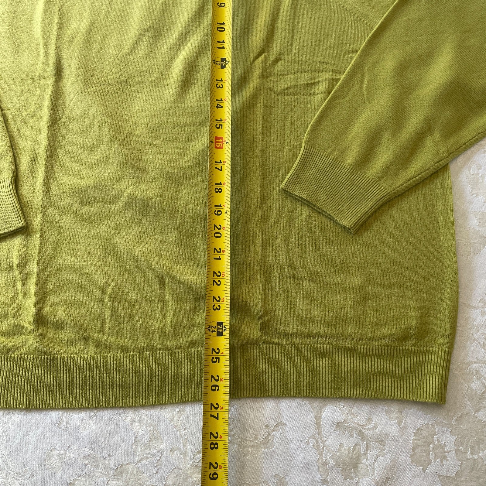 STITCHES IN TIME New Mock Neck Pea Green Sweater, Size 3X7