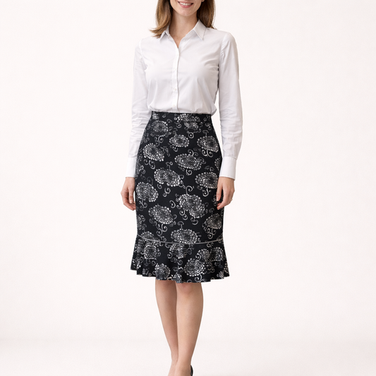MAX STUDIO Black & White Paisley Ruffle Skirt – Size Small