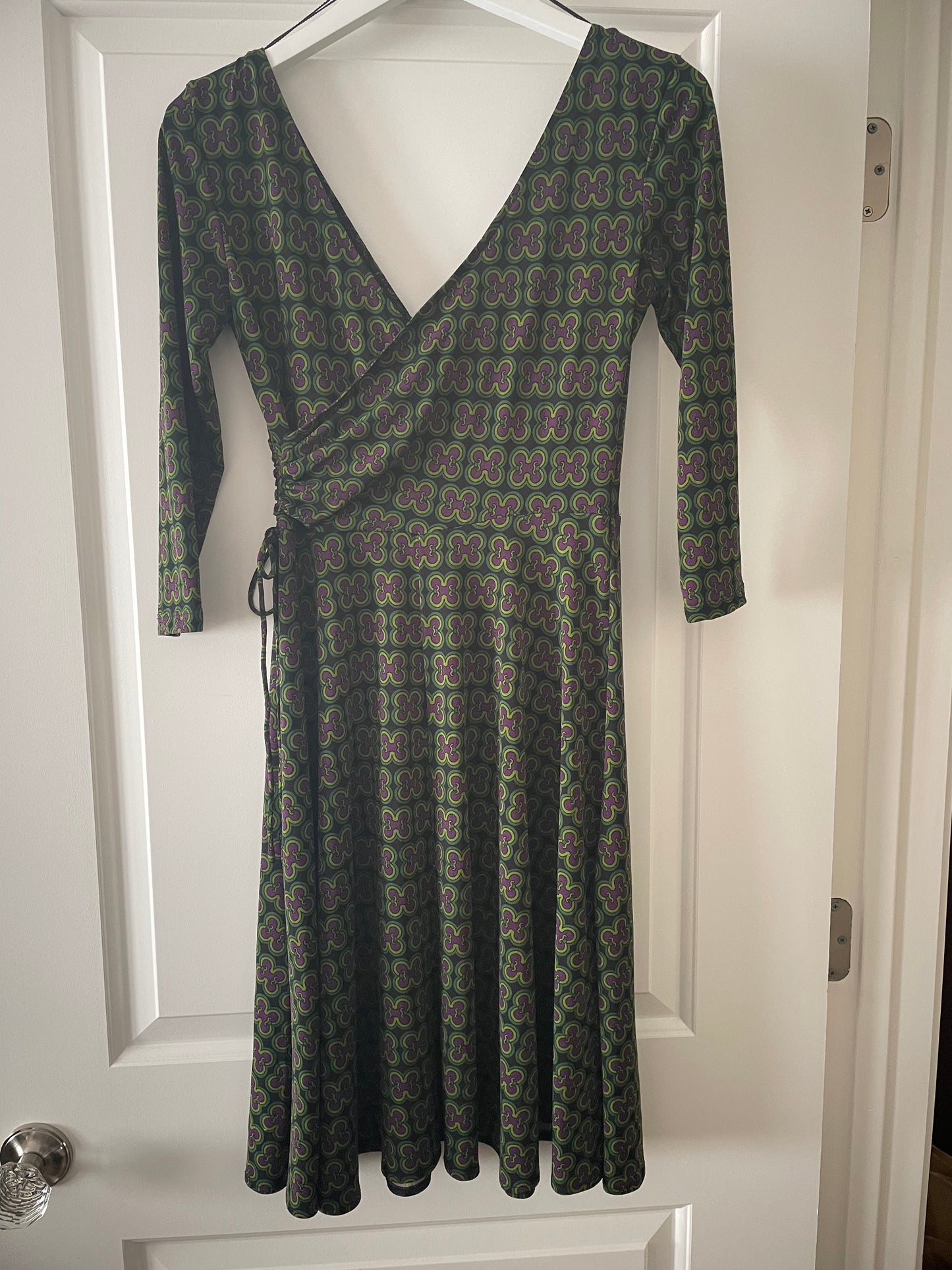 LONDON TIMES Printed Wrap Dress – Size 6P (Petite)